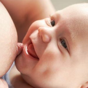 L’allattamento al seno protegge dall’endometriosi