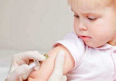 Vaccini: prime sanzioni contro i medici dalla Fnomceo