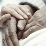 Relazioni nell'equipe di terapia intensiva: analisi di un caso etico secondo il modello di Fry e Johnstone