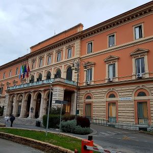 Roma, Umberto I: dipendenti dovranno restituire indennità percepite