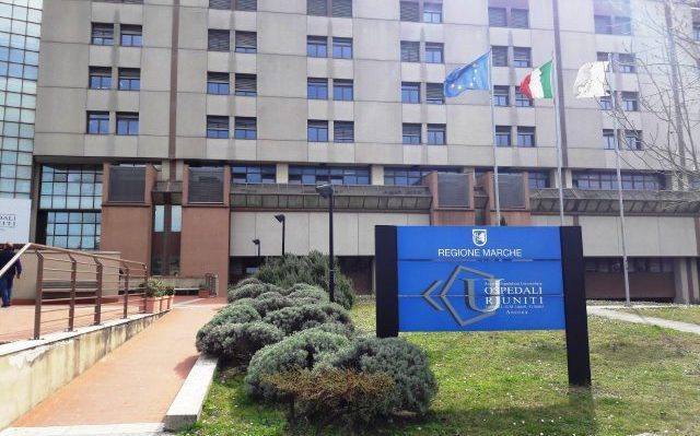 Ancona, persistono i gravi disagi per gli infermieri del Blocco operatorio di Torrette