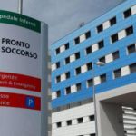 Rimini, tempi di attesa troppo lunghi in pronto soccorso: primario aggredisce infermiera