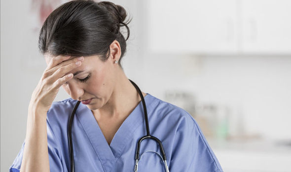 Stalking nel reparto di malattie infettive: condannati due infermieri sindacalisti