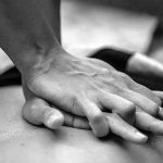 Arresto cardiaco nel centro sportivo, salvo grazie a infermiere fuori servizio e 118