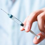 Badante si offre per “fare le siringhe”, l’Ordine degli Infermieri la denuncia ai Nas