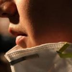 Indossare una mascherina chirurgica può aiutare a prevenire l’influenza? 1