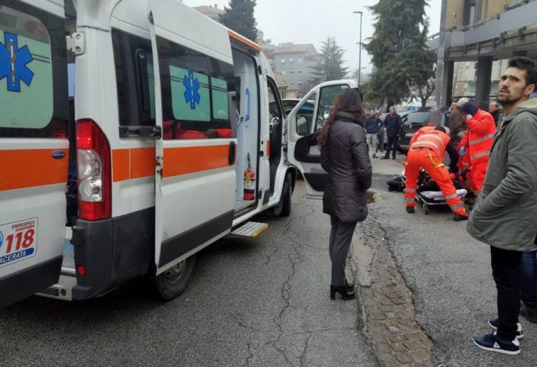 Sparatoria di Macerata, Infermieri in azione:”Era semplicemente il momento di salvare vite”