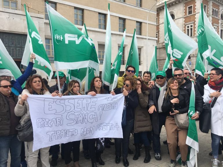 La Fials chiede la stabilizzazione degli infermieri precari pugliesi: "Il Governo Emiliano è irresponsabile"