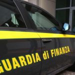 Biella, centinaia di infermieri e oss assunti come apprendisti: scatta il blitz della Finanza