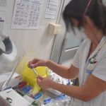 Sedava i pazienti per derubarli: infermiera arre