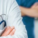 Bologna, lavoratori della sanità privata in piazza per chiedere il rinnovo del Ccnl
