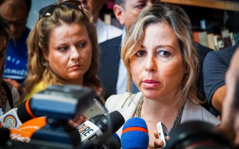 Napoli, il ministro Grillo invoca le scuse pubbliche del primario “festaiolo” e promette una punizione esemplare