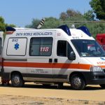 Sardegna, "Mancano medici e infermieri: 118 a rischio il collasso"