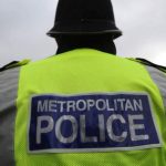 Allarme nel Regno Unito: pacchi con fluidi sospetti inviati agli ospedali