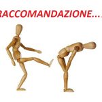 Arriva il nuovo direttore sanitario e il giorno dopo la Asl assume la sua compagna