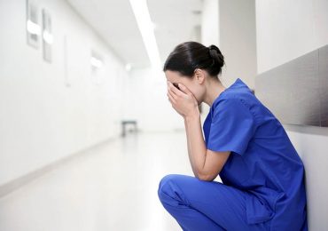 Gli infermieri giocano un ruolo vitale per la salute dei pazienti, e allora, perché sono invisibili nei media? Uno studio americano prova a spiegarci il perché!