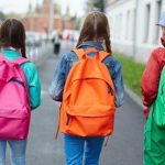I pericoli di uno zaino scolastico troppo pesante