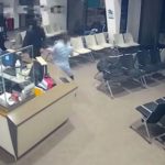 Infermiera eroica affronta uomo armato di coltello per salvare pazienti in PS