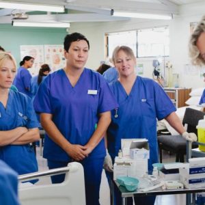 Nuova Zelanda, approvato il nuovo contratto collettivo degli infermieri: aumenti tra il 12.5 e il 16%
