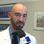 Vaccini, minacce e insulti contro l’infettivologo Bassetti