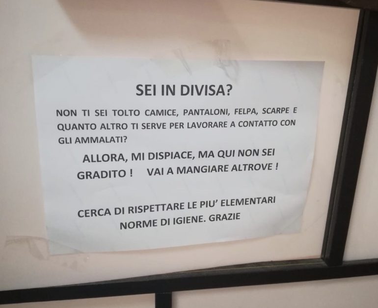 Infermieri e medici cacciati fuori dalla mensa a Napoli. Borrelli:"Assurdo che si arrivi a tanto”