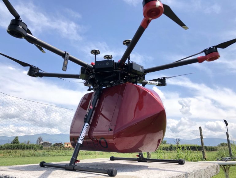 ABzero, il primo drone in grado di trasportare autonomamente emoderivati, organi o medicinali