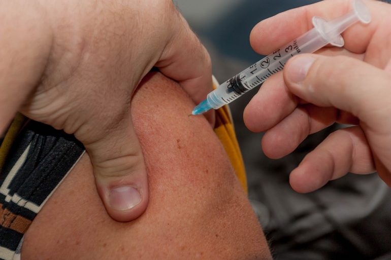 Influenza, sta per partire la campagna vaccinale