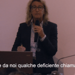 Prof.ssa Sasso scenda dalla cattedra e venga tra gli infermieri