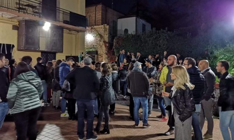 Teramo, infermieri e non vedenti a tavola insieme 1