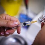 Ostetrica rifiuta di vaccinarsi