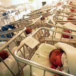 Cina, nate gemelline con DNA modificato: saranno resistenti alle infezioni da HIV