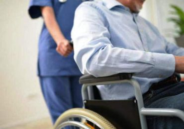 Piemonte, la denuncia di Nursind: “Un solo infermiere per decine di pazienti nelle Rsa”