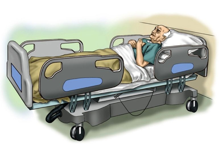 Anziano cadde dal letto e si fratturò il femore: archiviata la posizione di due infermiere