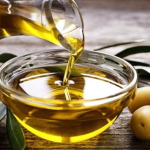 L’olio extravergine di oliva convince la FDA: status di medicinale per “Mr. EVOO”