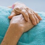 Teramo, anziana deceduta in Rsa: medico e infermiera a processo per negligenza