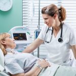 L’infermiere, il lavoro più antico del mondo