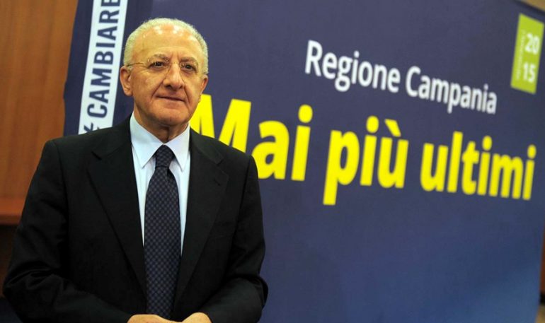 Sanità Campania, il commissario De Luca nel mirino dei medici: “Non è cambiato nulla”