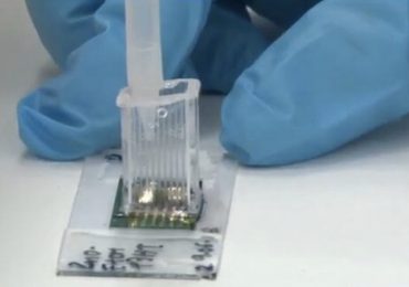 Un microchip impiantato nel corpo umano permetterà di