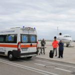 Neonatologi ed infermieri pediatrici del Gaslini volano in Calabria per salvare un neonato gravissimo