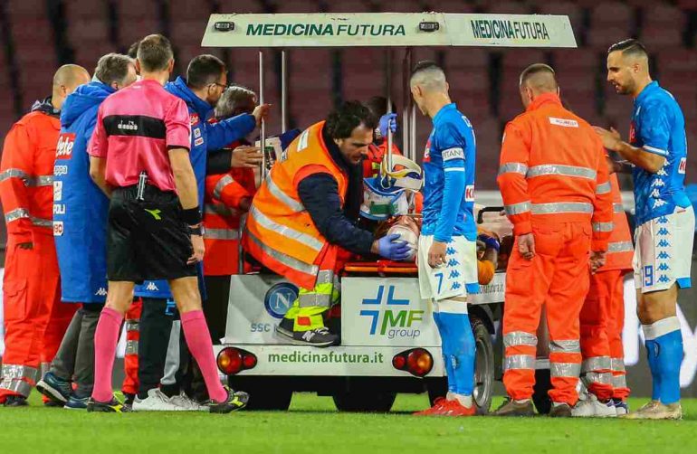 Procedure errate durante il soccorso al portiere del Napoli Ospina: indagati gli operatori che hanno gestito l’emergenza