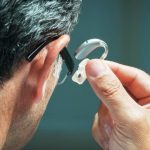 Udito, problemi per il 20% degli anziani in Italia