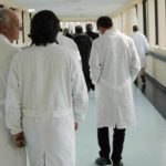 Mancano medici specialisti anche in Puglia: la regione