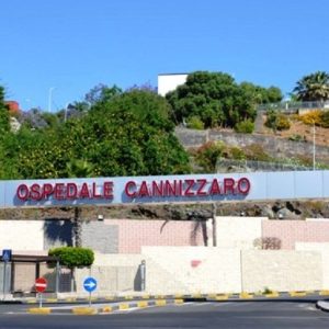 Catania, caso stent con farmaci scaduti al “Cannizzaro”: in aula i consulenti del pm