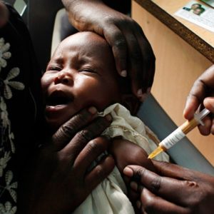 Malaria, al via la sperimentazione di un vaccino in Africa