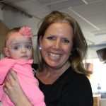 Nata prematura ed abbandonata in ospedale: infermiere decide di adottare la piccola Giselle