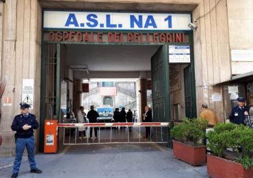Napoli, personale sanitario aggredito al Pellegrini dopo il flash mob