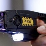 Paziente in agitazione psicomotoria aggredneutralizzato con il taser
