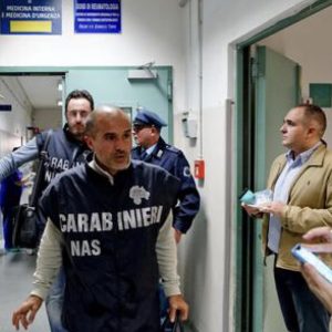 Genova: scoperto e denunciato finto infermiere