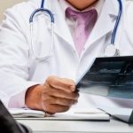 Muore a 30 anni di infarto a causa di turni massacranti e continue responsabilità: Asl