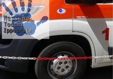 Ambulanza del 118 sabotata a Napoli: svitati 5 bulloni di una ruota